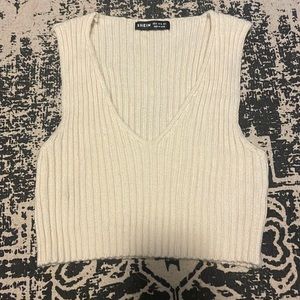 Cropped knit sweater top